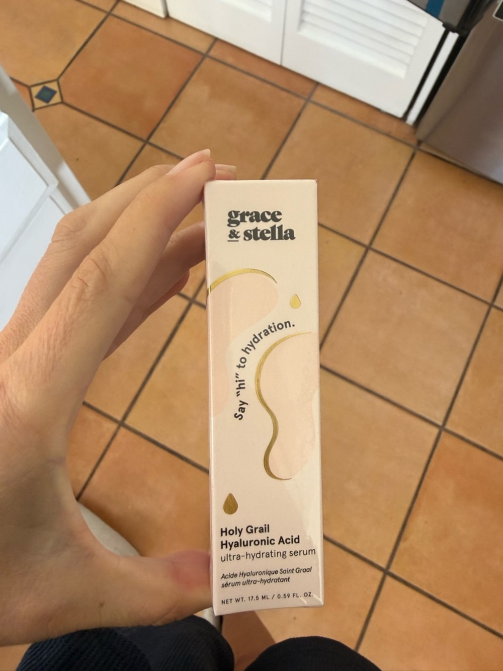 grace & stella Hydrating Serum